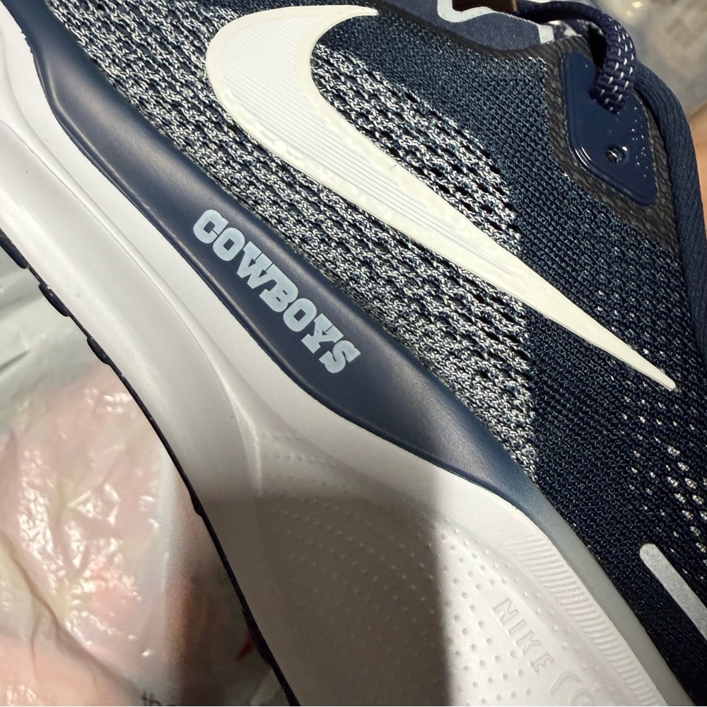 Nike Air Zoom Pegasus 41 'Dallas Cowboys' NWT - Picture 2 of 7